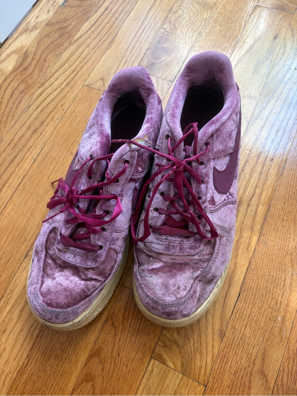 Nike Women's Velvet Plum/Pink Lace-Up Sneakers